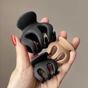 ���Rβ�̶������߼����^�l�A��Ů���X�װ����lץ�A�ϹϱP�l�l����