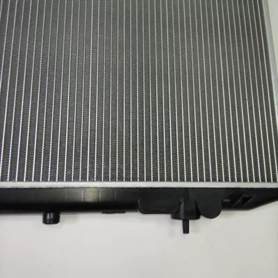 Water tank Nissan D22 Pickup
