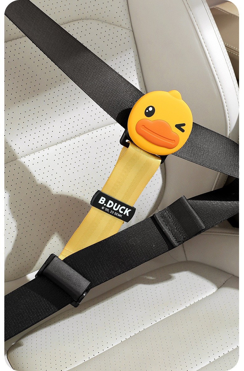 Little Yellow Duck Car Child Safety Belt Adjuster and Fixer, Anti-Strangling Neck Protector, Baby Seat Auxiliary Belt Limiter