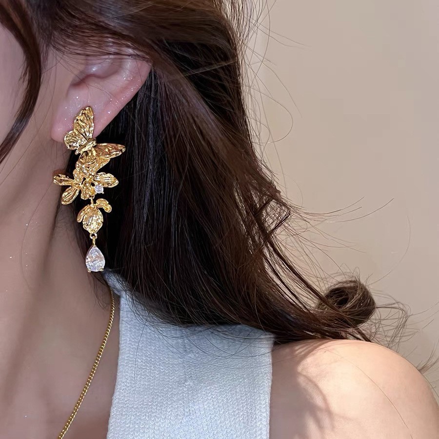 Pendientes de metal de alta gama, diseño minimalista y moderno, para mujer 2024, suministro al por mayor