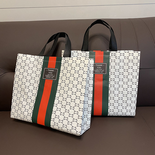 J8 Non-Woven Bag Printing Ready-Made Shopping Clothing Store Handbag Laminated Manufacturer Clothing Gift Bag Packaging Bag G3