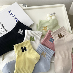 新款刺繡襪子諸暨夏短筒襪批發女網紅全棉船襪簡約學院風純色ins