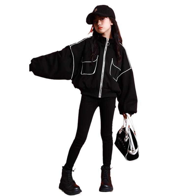 소녀 퀼트 재킷 가을과 겨울 2024 새로운 어린이 서양식 시원하고 거친 겨울 착용 중 큰 어린이 퀼트 탑