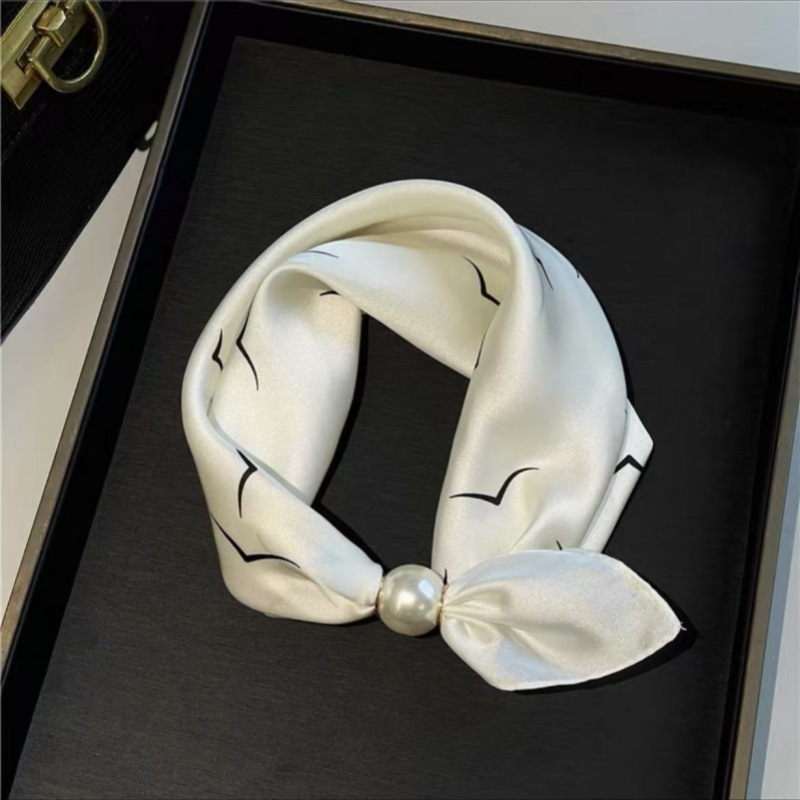 Luxe parelketting met magnetische sluiting voor dames chocker_voghion.com