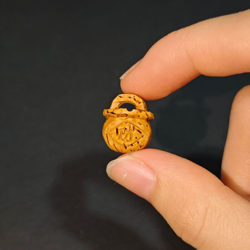 手工山桃核雕刻吊坠桃篮花筐锁桃木篮手链编红绳婴儿童宝宝饰品|undefined