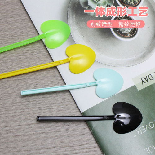 Fluid Bear Spoon Disposable Plastic Spoon Cute Ice Cream Spoon Pudding Spoon Colorful Heart Shaped Spoon Colorful Clay Spoon