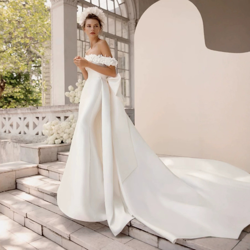 European and American Style Modern Elegant Satin Mermaid Wedding Dress with Appliqué, Off-The-Shoulder Bridal Gown with Detachable Train
