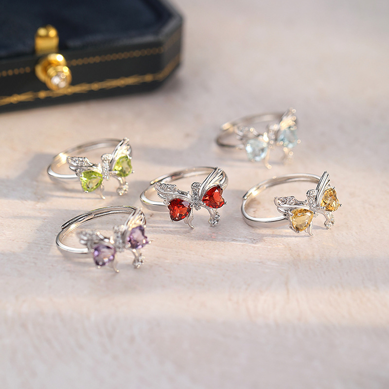Anillo de mariposa de peridoto natural de lujo ligero para mujer s925