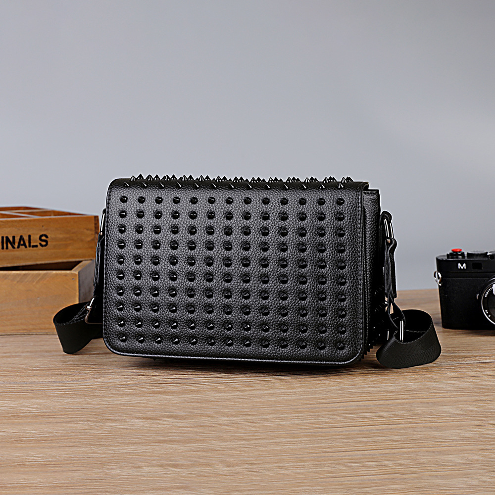 SHD304 British-style cross-border diamond-studded rivet bag, men's shoulder bag, European and American youth crossbody bag with flap, cross-border
