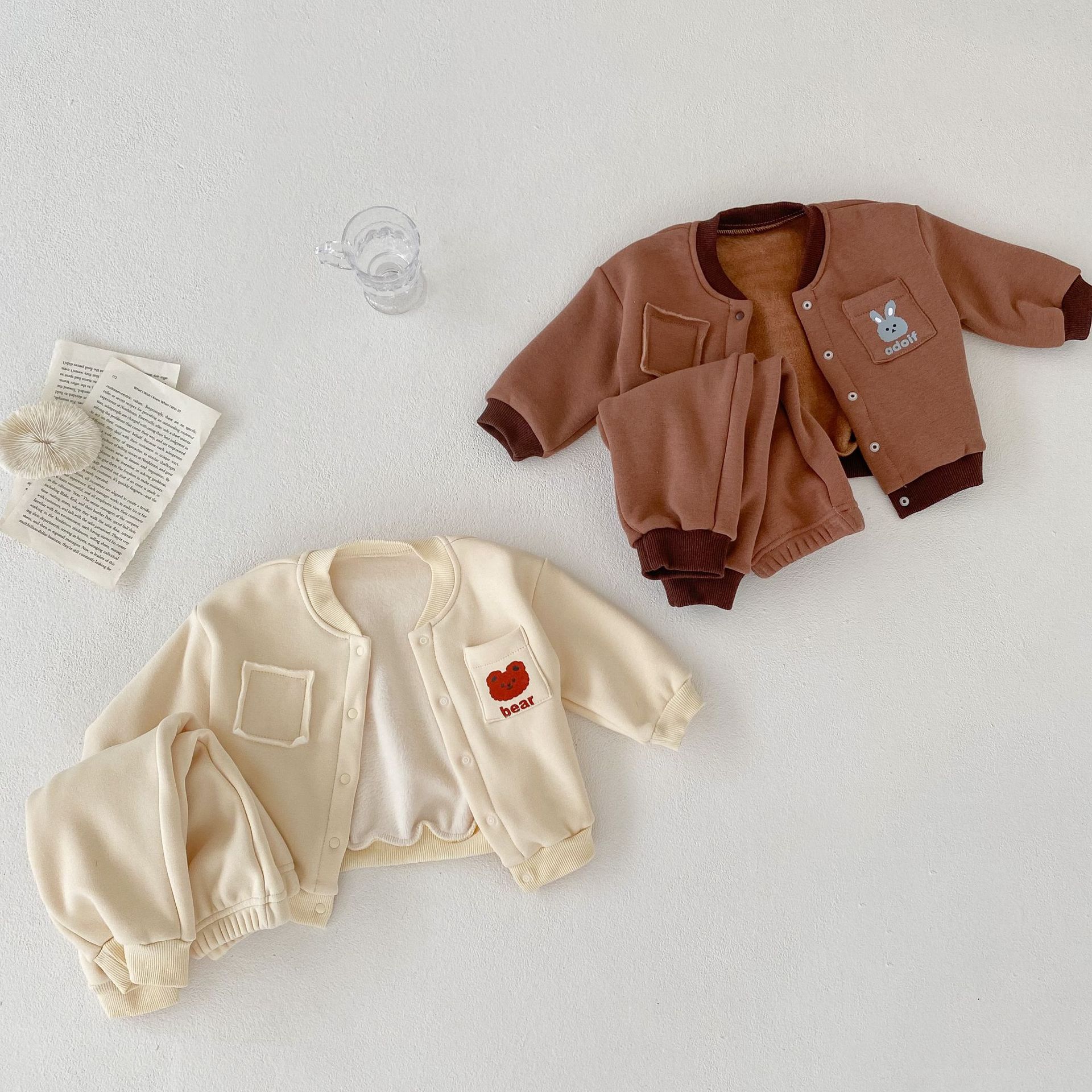 2024 Spring Autumn Baby Boys Girls Rabbit and Bear Printed Coat+Pants with Velvet Warmth Set_voghion.com