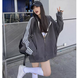 �ӽq�Ӻ����ɫ�Bñ����l������Ů�bbf㼑��L�������L�������