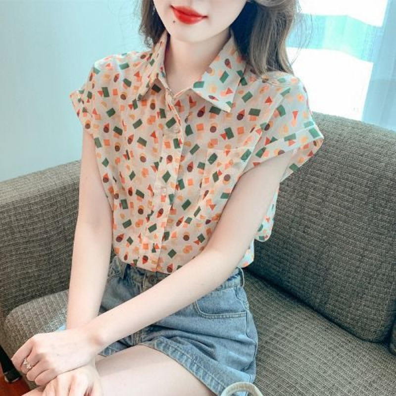 プリントシフォンシャツ女性のための夏の 2025 新しいレトロ香港スタイルルーズ半袖シャツ痩身と年齢を軽減するトップ|undefined