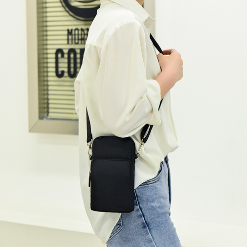 New large-screen mobile phone bag, women's shoulder crossbody bag, coin purse, Oxford cloth bag, wrist bag, mother bag, dancing arm bag