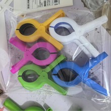跨境彩色防风夹晒被单晾衣服裤袜子夹固定强力晾晒夹棉被夹防风夹