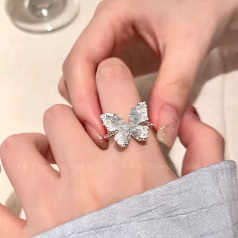 Ring, broken ice butterfly design, one‑size adjustable, light‑luxury index finger accessory