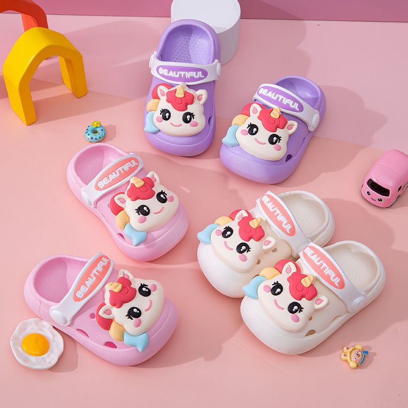 Summer Closed-Toe Children's Clogs with Soft Soles, Non-Slip, Breathable, Suitable for Boys and Girls, Baby Slippers for Indoor and Outdoor Use
