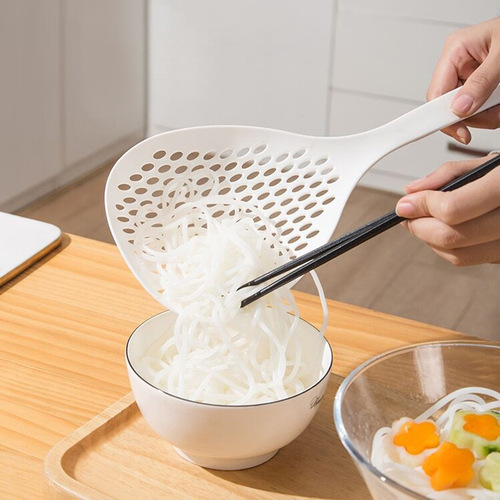 Slotted Spoon Household Kitchen Noodle Lifter Dumpling Wok Ball Strainer Drain Noodle Spoon Filter Mesh Long Handle Thickened Large Spoon Wholesale