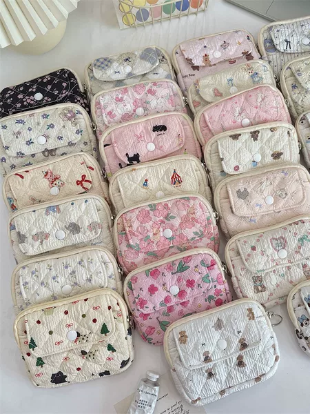 41224 Cute Cartoon Floral Quilted Multifunctional Storage Bag Fit Bag ID Bag Card Bag Key Coin Purse