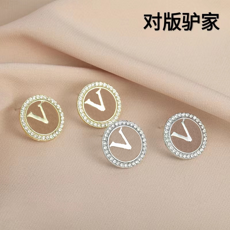 Small fresh geometric elegant design cute earrings with letters