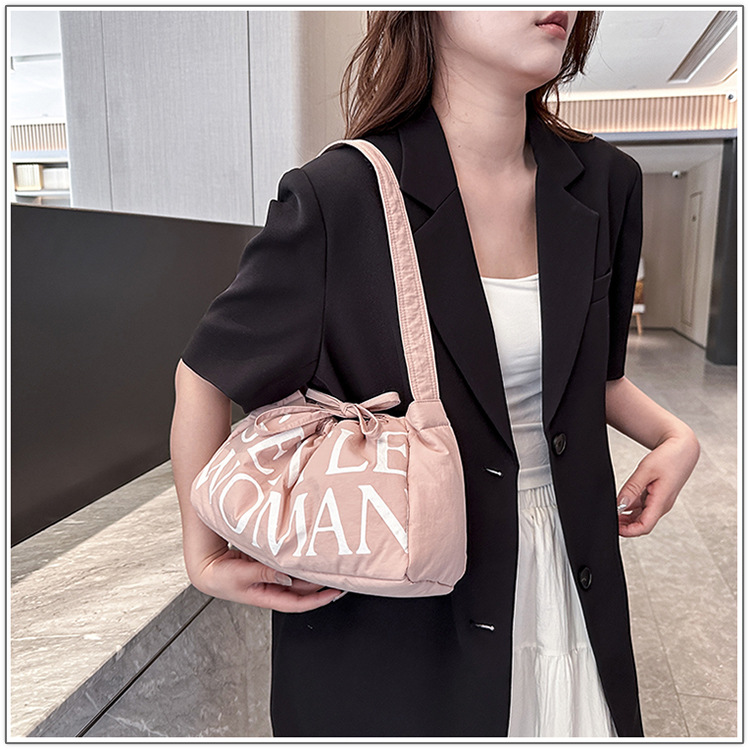 Versatile Laser Cool Dumpling Bun Fashion Shoulder Bun Large Capacity Simple Soft Bun_voghion.com