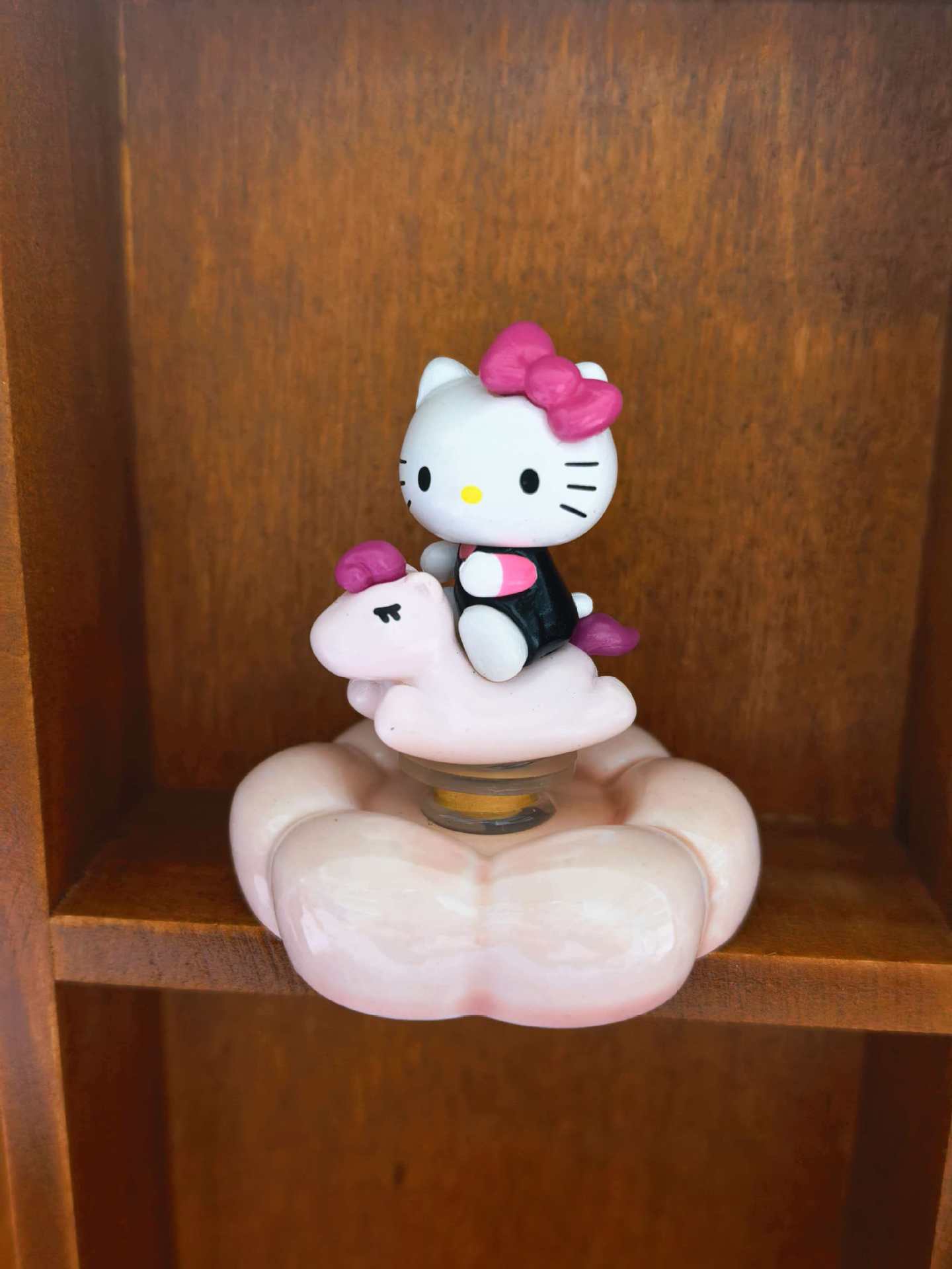 Jingdezhen Ceramic Kitty Cat Rotating Ornament Desktop Office Car Interior Decoration Creative Kt Cat