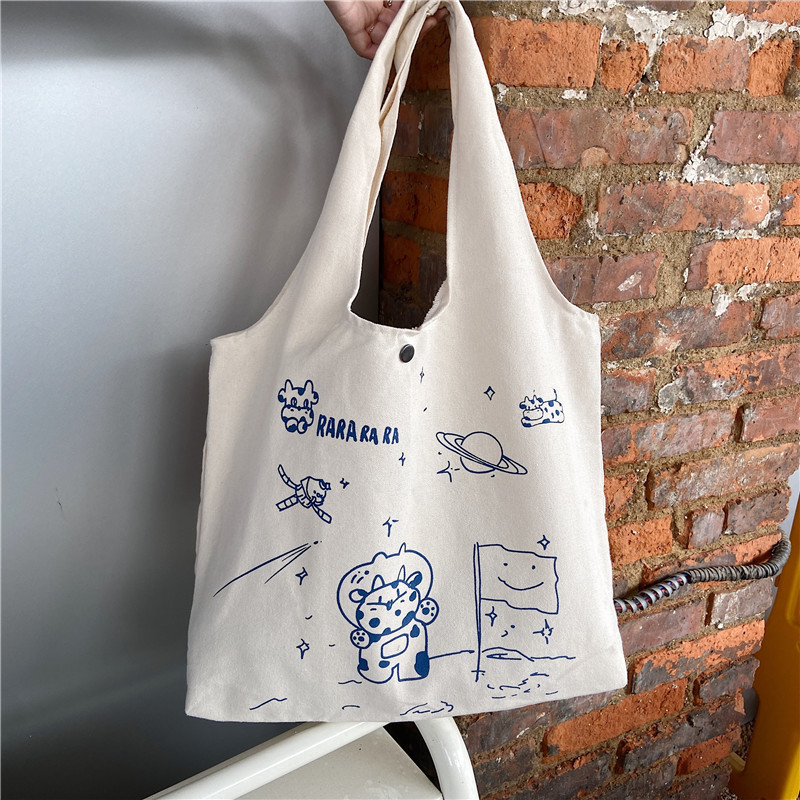 【 In Stock 】13173 Cute Moon Landing Cow single-shoulder Bag, student girls' schoolbag, canvas bag, large capacity wholesale undefined