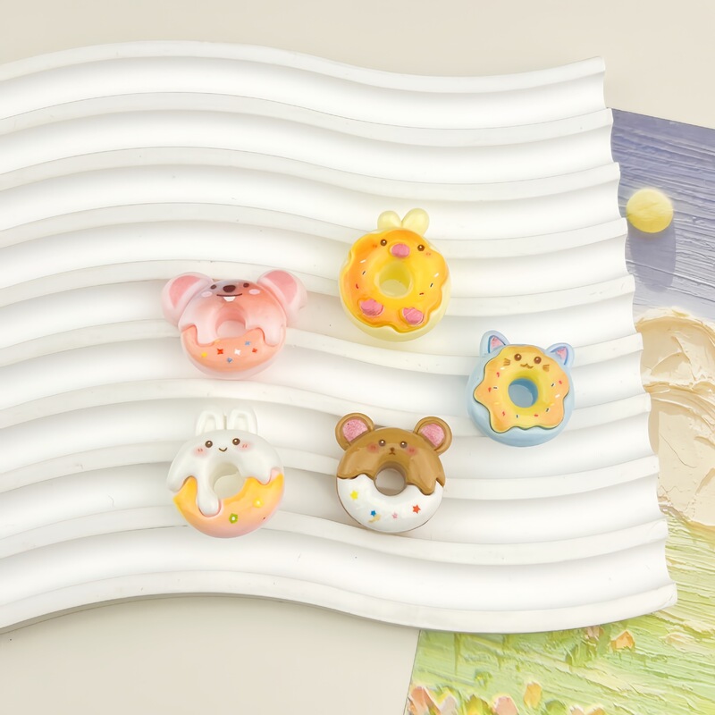 New Cartoon Food Play Bear Donut DIY Resin Accessories Mobile Phone Case Water Cup Stationery Box Hairpin Decoration