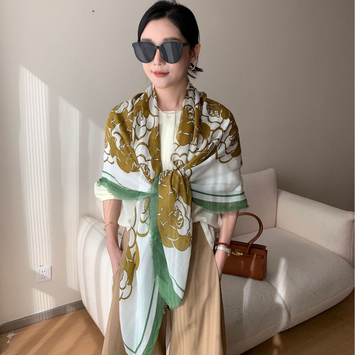 2024 estilo coreano camellia moda versátil alienígena chal algodón lino sensación 130 bufandas cuadradas bufandas de seda delgadas