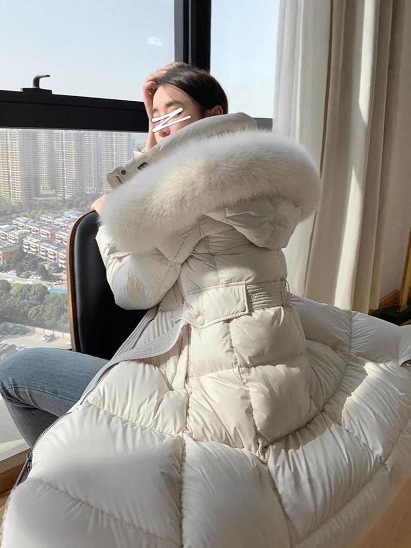 規格品のハイエンドの軽やかなキツネの毛の白いアヒルの毛は厚くて腰を収めてやせています。