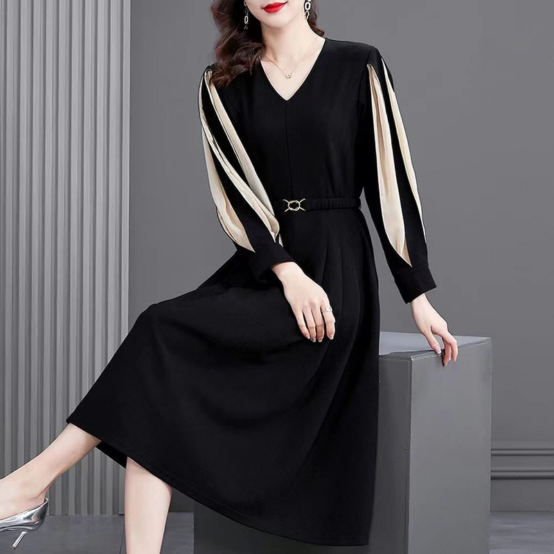 High-grade dress women's 2024 Spring and Autumn New chiffon stitching high-end mid-length dress mother's elegant dress