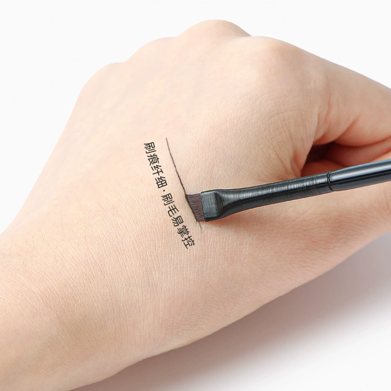 eyeliner & eyebrow brush (wang ye) a102 flat/angled head, ultra-thin blade tip, precise makeup