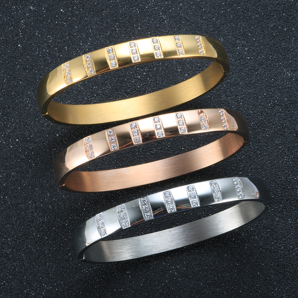 Solid Color Pattern Women's Gender Elegant Solid Color Titanium Steel Bangle In Bulk
