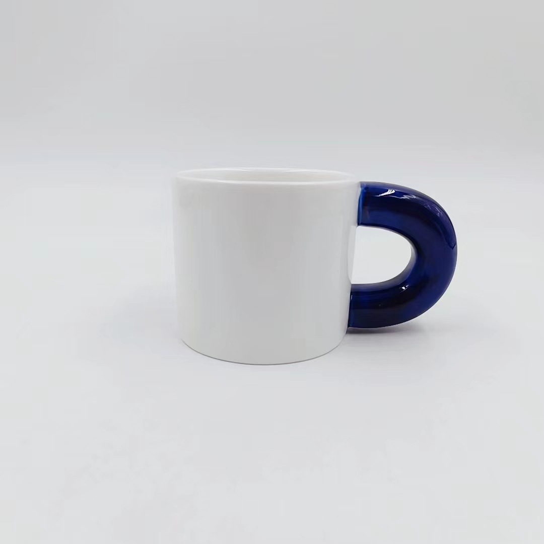 Nuevo 8.5 * 8cm 310ml taza de cerámica de orejas grandes taza de leche taza de desayuno taza de pareja