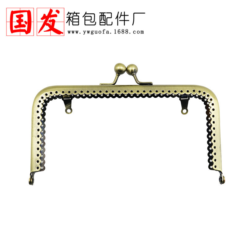 Sin stock puede hacer 15 * 8CM cuadrado máquina de encaje de superficie lisa golpea oro largo pie cuadrado cámara de oro