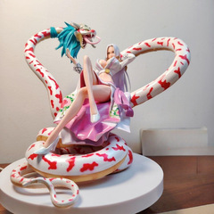 ネットセレブ新POP白蛇女王フィギュアワンピース美少女二次元フィギュアオーナメントモデルギフト