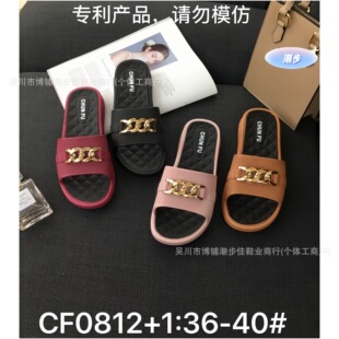 �r�bŮ��Ь�ļ��¿��pɫ���Ů���Ϸ����r���⴩һ���υǴ��S���l