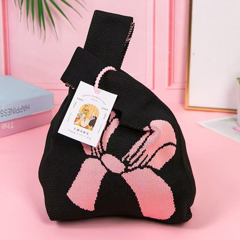 검정과 빨강 리본 + 액세서리 없음