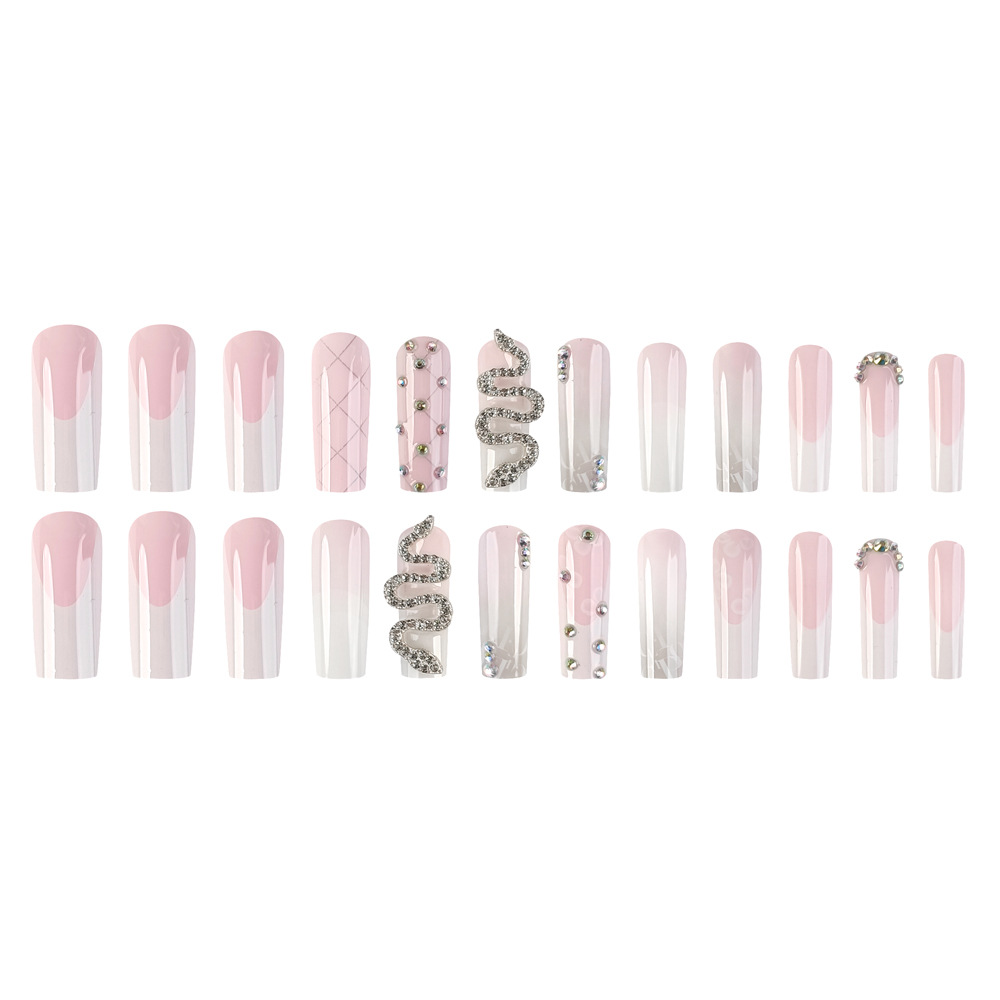 Comercio extranjero más vendido perforación tubo de agua piezas de uñas 3D dulce y fresco viento desgaste de uñas 24 piezas de parche de manicura exquisita