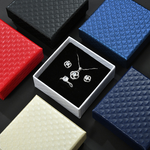 New diamond pattern jewelry packaging box wholesale creative ring earrings pendant watch box heaven and earth cover gift box