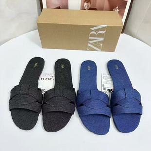 ZA�ļ�ƽ����Ьܛ��һ�wʽͨ�ڱ�Ь�r�аٴ�W����a�羳ŮЬ���l