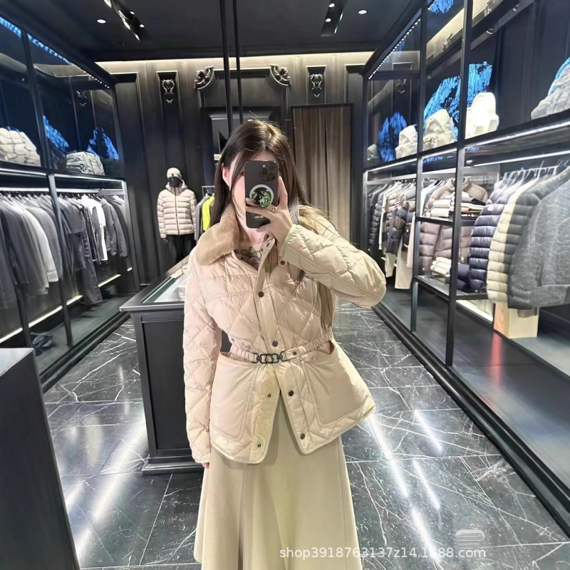 Dujia in Stock Mongolian Autumn/Winter 90% down Popular New Women's Fur Collar Waist-Cinching down Jacket Coat