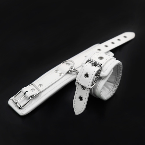 Adult men's and women's erotic leather handcuffs, white soft leather sponge elastic hand buckles, detachable bondage chain shackles