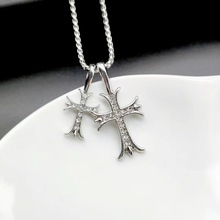 �羳�W��ins���pʮ�ּܲ��P��朏͹�������Ůë���B �S�����l