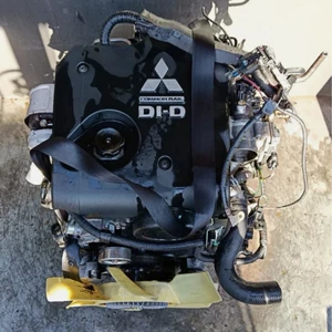 TRITON L200 MN Engine 2.5L turbo diesel 4D56 4-CYLINDER used Mitsubishi