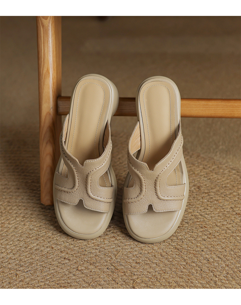 Dép sandal nữ da cừu hở ngón quai ngang gót 4,5 cm — Màu trắng be chi tiết 16