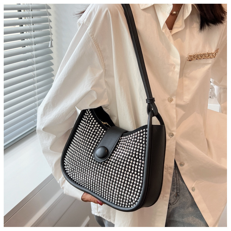 Geometric Pattern Punk Artificial Leather Rhinestone Zipper Square Black Shoulder Bags display picture 5