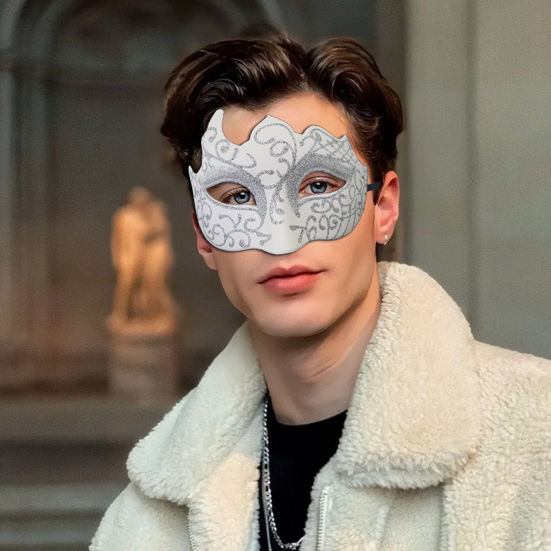 Máscaras de media cara pintadas con diseño de cola de fénix con incrustaciones de diamantes de Amazon Iron Art para hombres y mujeres, máscaras de disfraces para fiestas de Halloween.