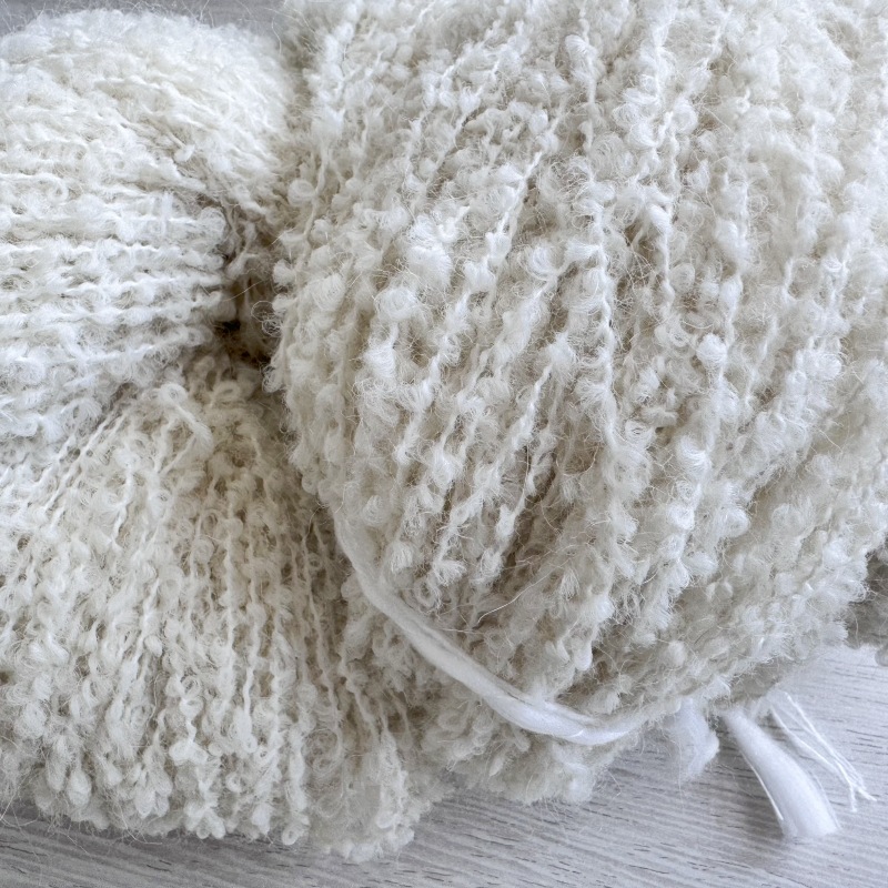 厂家供应2.3支羊驼毛尼退捻圈圈纱花式纱 围巾帽子衣服毛毯纱线