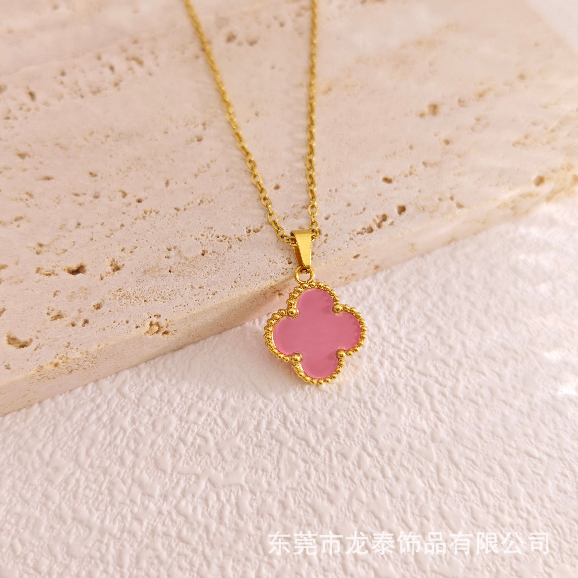 핑크 쉘 목걸이