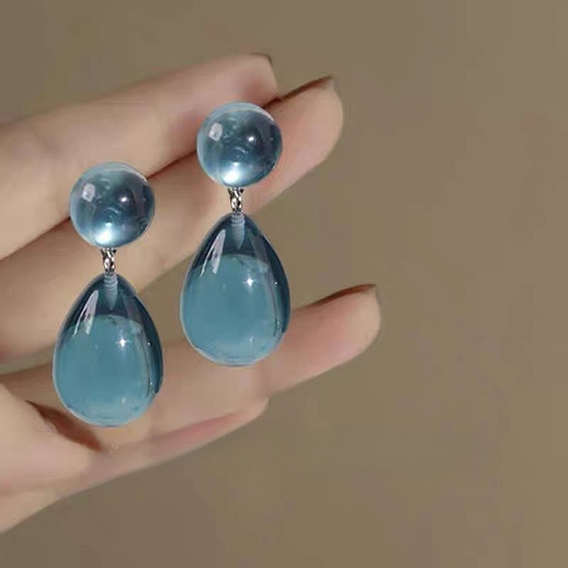 Model Baru 2025 Anting-Anting Tetesan Air Biru Danau Gaya Hong Kong Retro Model Baru